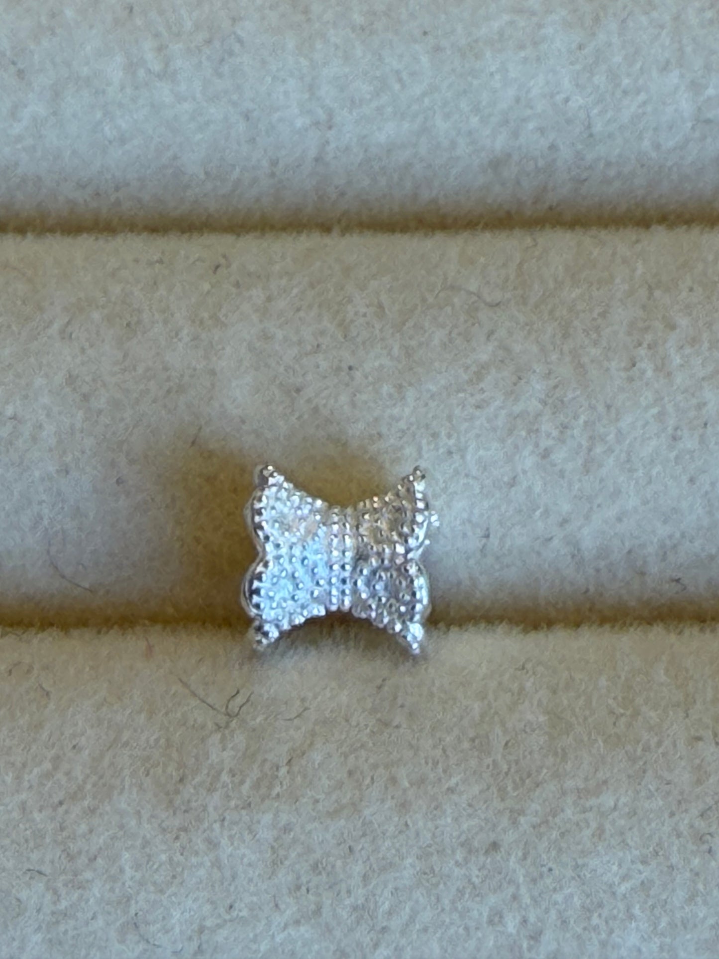 Silver charm