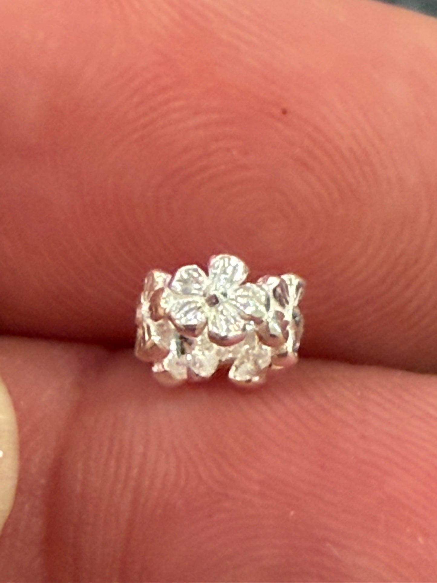 S999 silver pendant flower