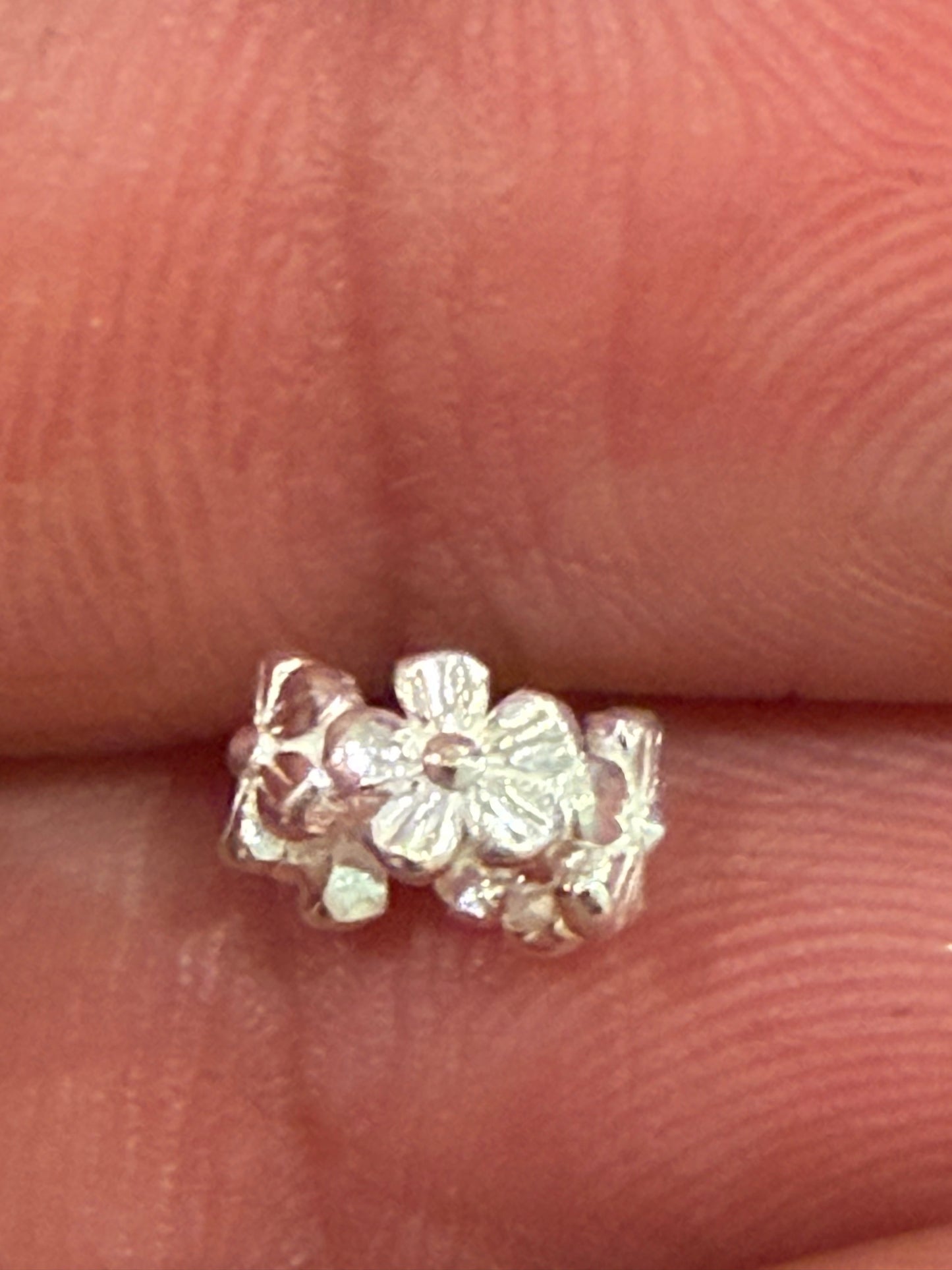 S999 silver pendant flower